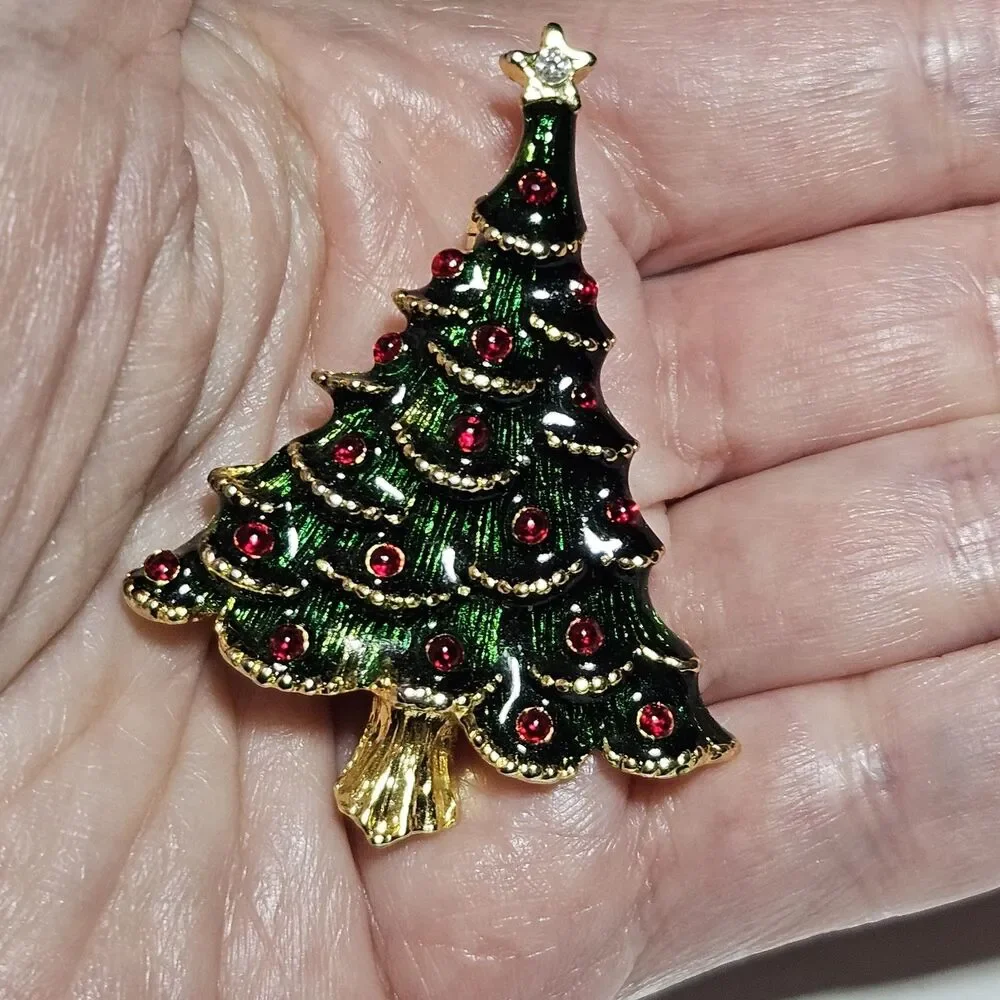 Christmas Tree Green Enamel Gold Tone Vintage Brooch Pin